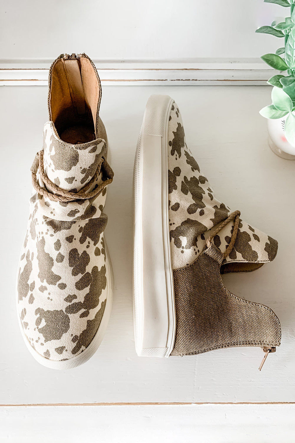 Snow White Cowl Print Casual Ankle Boots